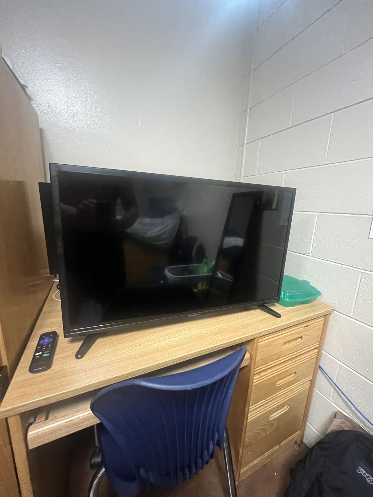 Roku Sharp TV 32"