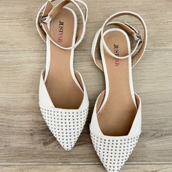 JustFab White Silver studded flats sandals 6