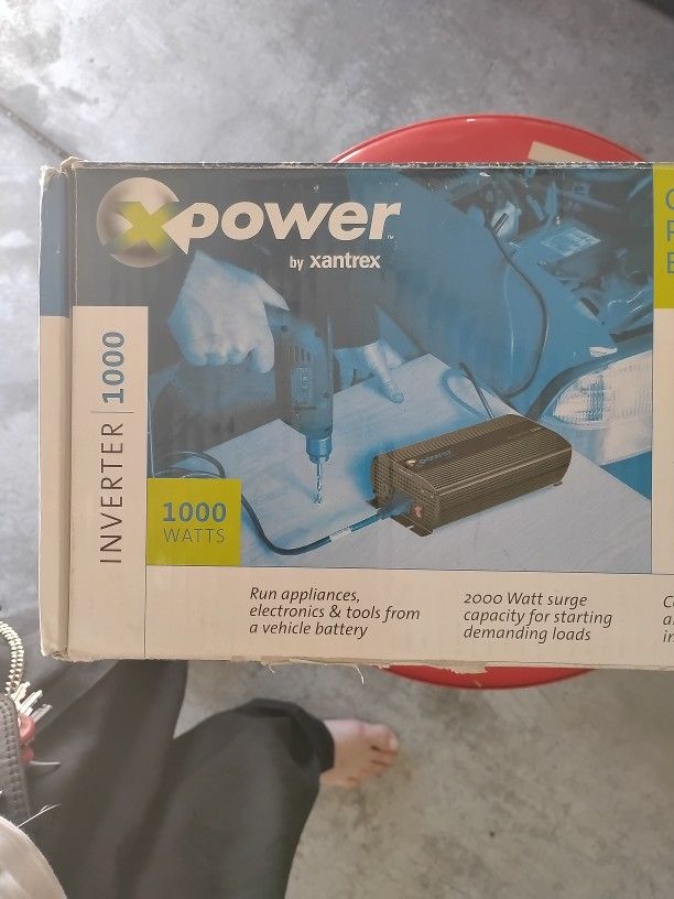 Brand New 1000 W Inverter