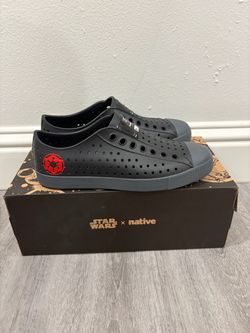 Star Wars x Native Jefferson Darth Vader Shoes - Women’s 7 / Men’s 5