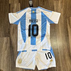 messi Argentina  KIDS soccer Jersey Size 20 (5  years)