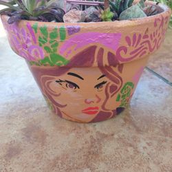 Cute Terra Cotta Lady Succulent Pot🎁🌵
