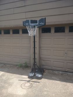 Kids basketball goal