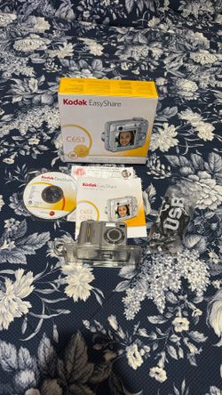 Kodak Easyshare C653 New With Box And Extras