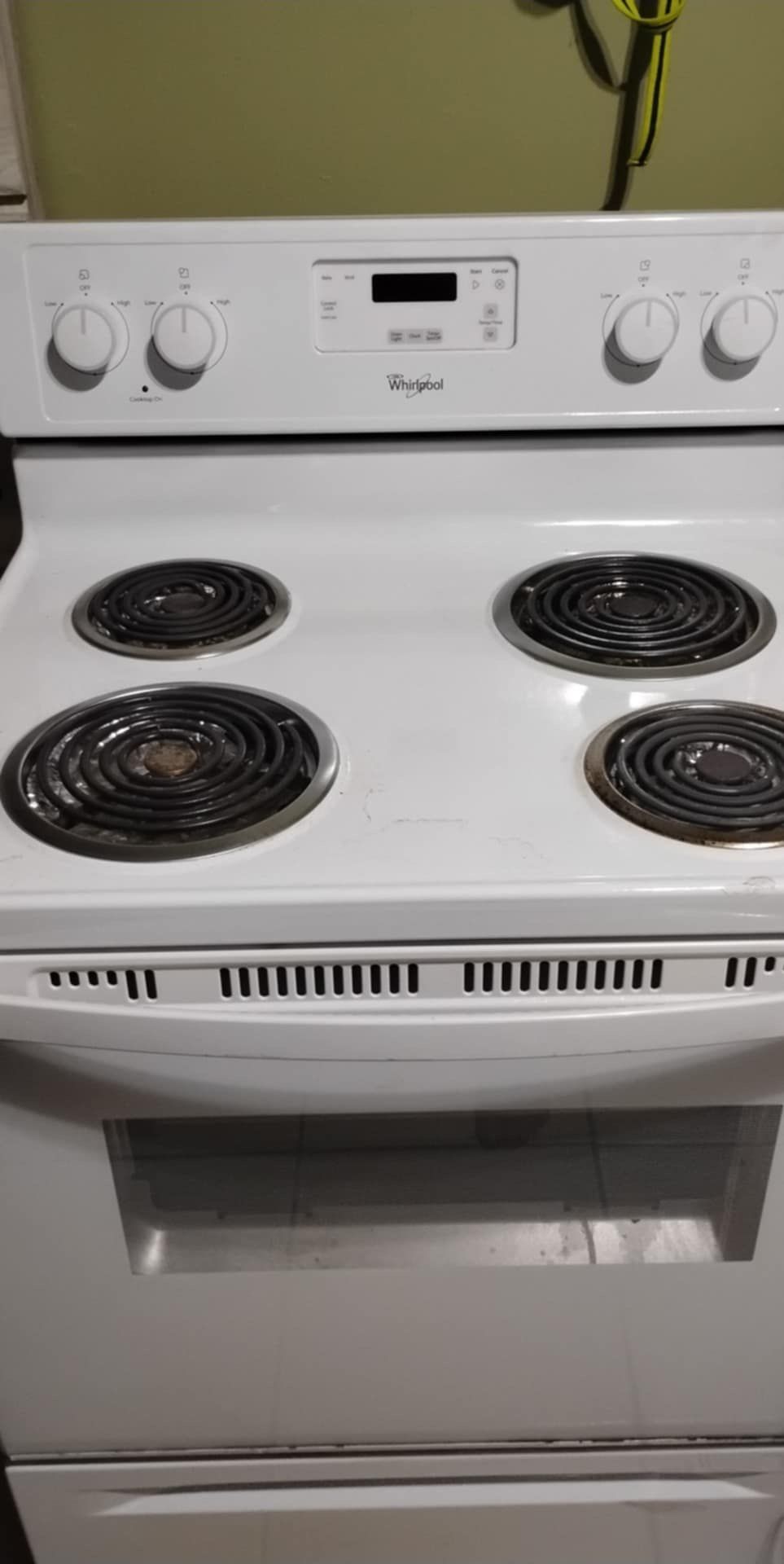 Whirlpool Burner Stove Looks Like New Operates Like New