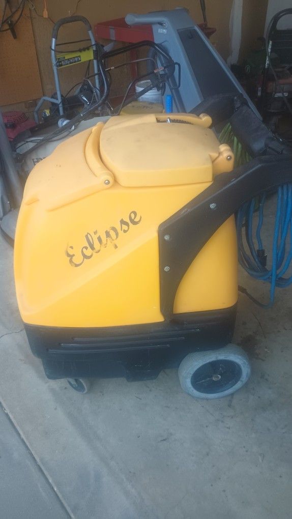 Eclipse Carpet Extractor