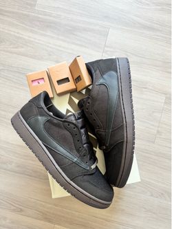 Size 12 men jordan 1 low