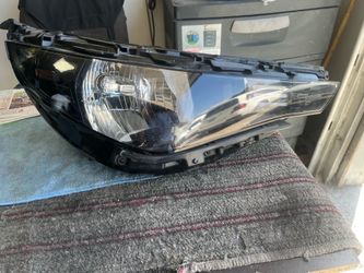 2023-24 KIA SOUL RIGHT HEADLIGHT