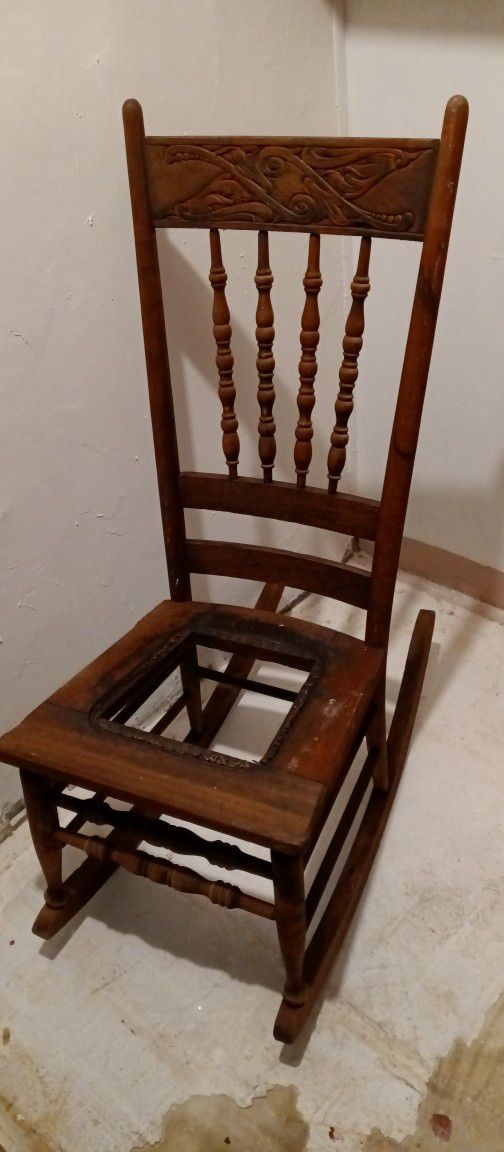 Antique Solid Wood Rocking Chair $40 Obo