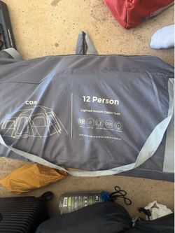 CORE 12-Person Lighted Instant Cabin Tent – Instant Setup – Excellent Condition