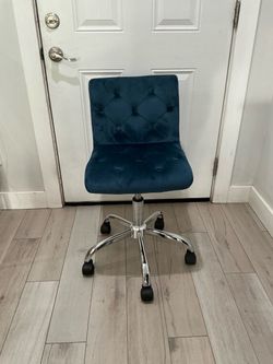 Velvet Tufted Office Chair