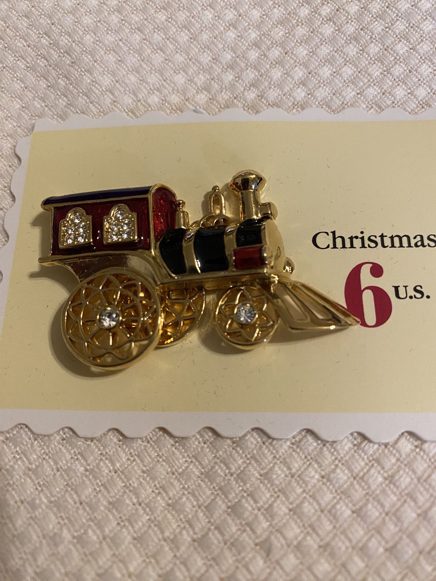 1996 Avon Smithsonian Institution Toy Train Pin