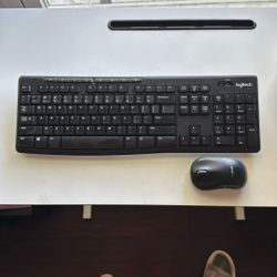 Logitech Wireless Keyboard With Mouse