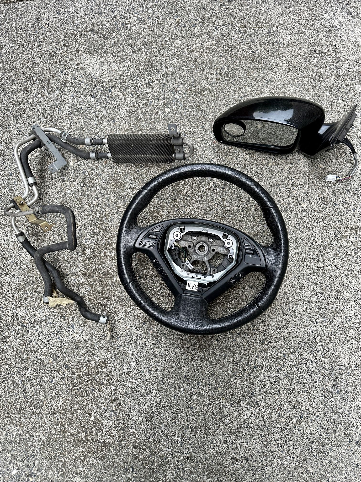 Infiniti G35/G37/Q40 Parts(check pictures)