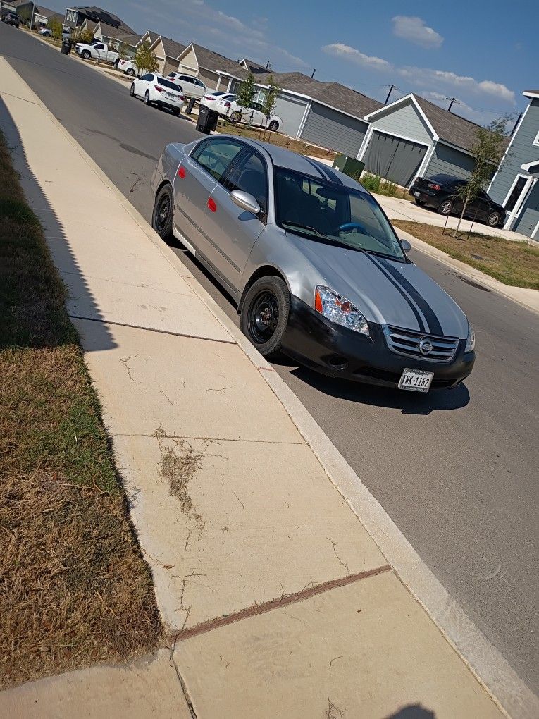 2002 Nissan Altima