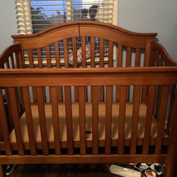 Wood baby crib