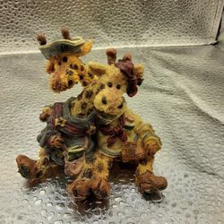 Boyd's bears Noah's ark Giraffes 