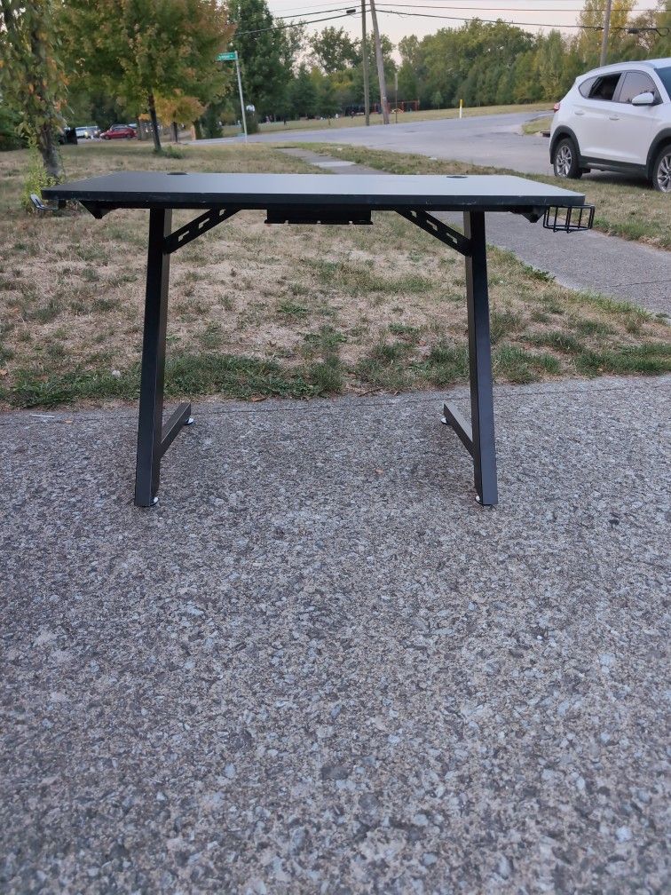 PC Desk
