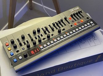 Roland Jx-08