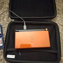Nintendo DS Lite Red