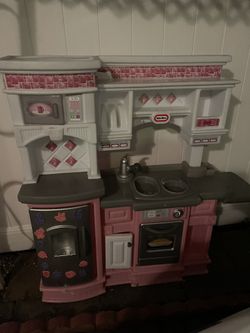 Casa De Muñecas Y Cosina