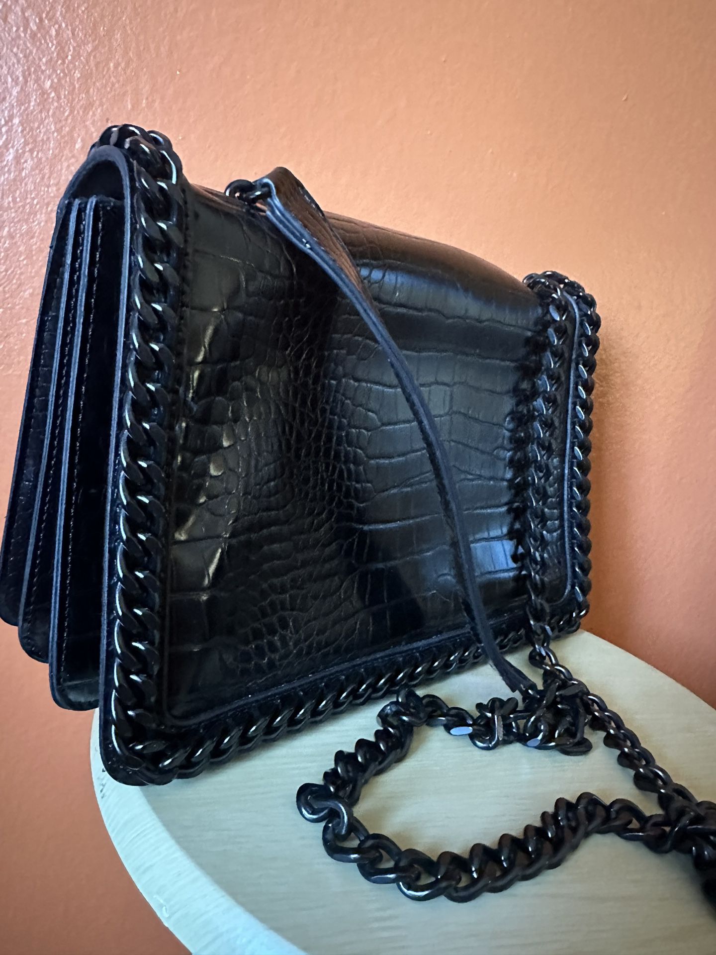 Beautiful Handbags $25/$10/ $10/$50/$65