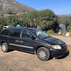 2005 Dodge Caravan