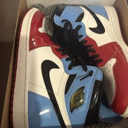 AJ1 RETRO HIGH OG FEARLESS