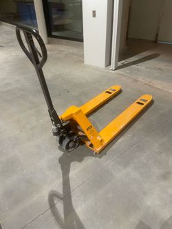 Pallet jack