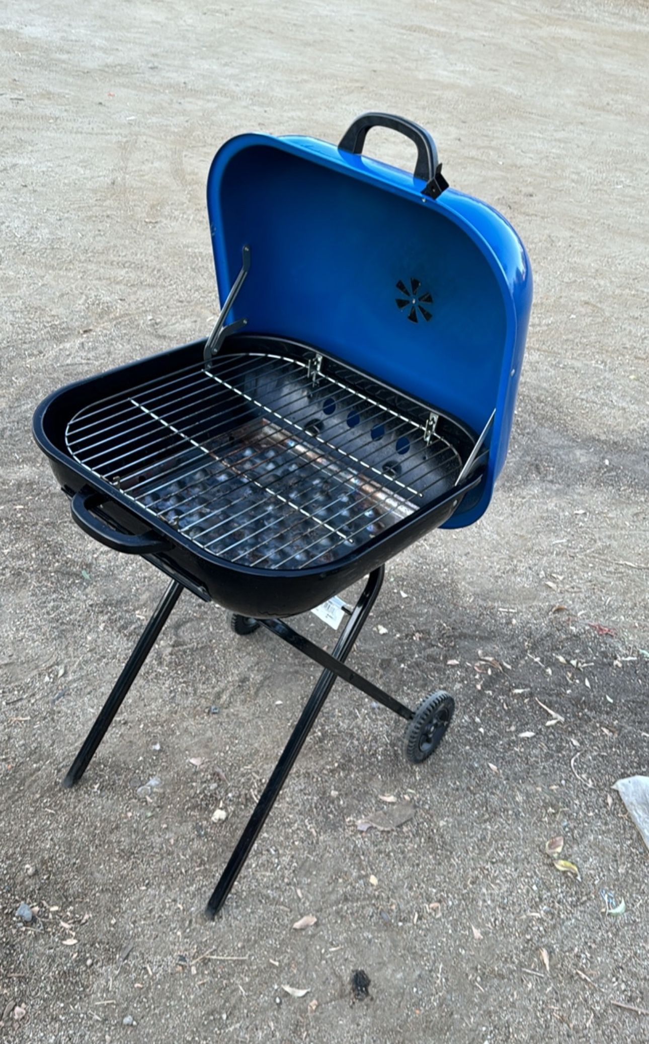 Portable Steel Charcoal Grill blue Americana Walk-A-Bout 100% Pre-Assembled