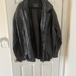 Men’s Black Leather Jacket 2XLT