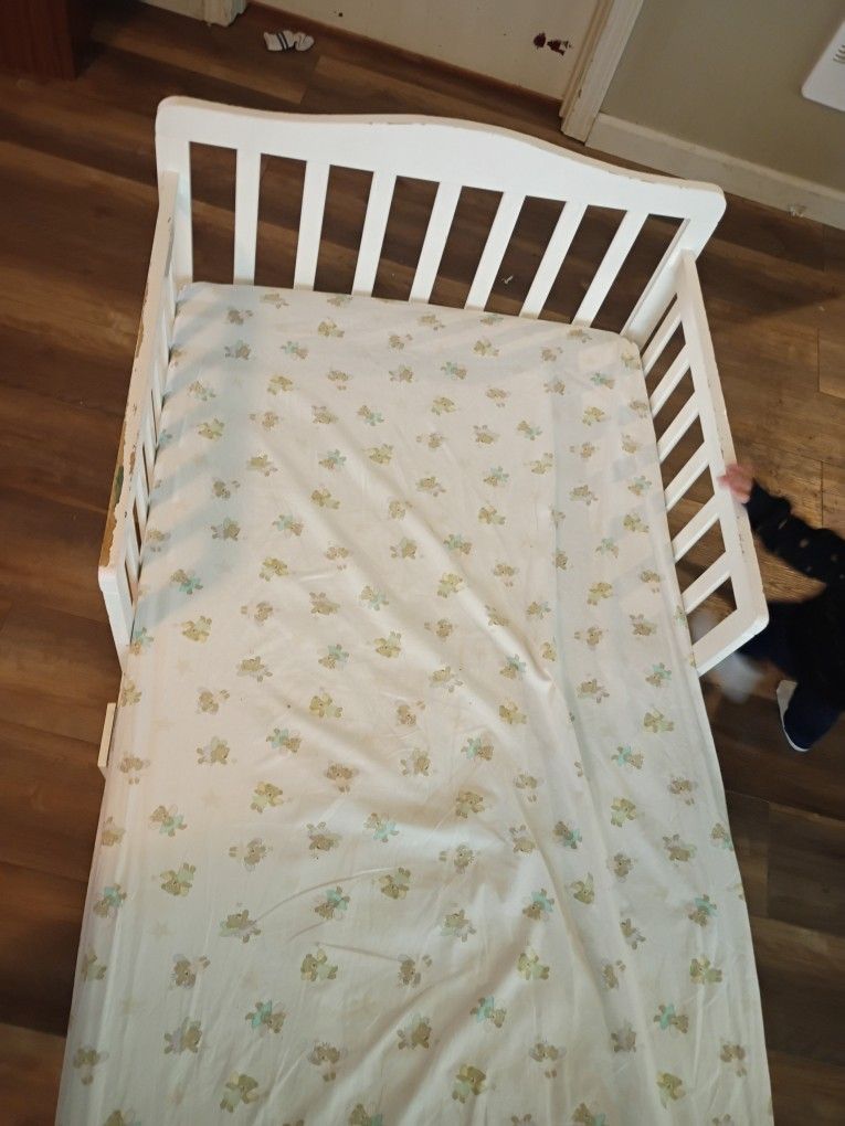 Toddler Bed With Matress
