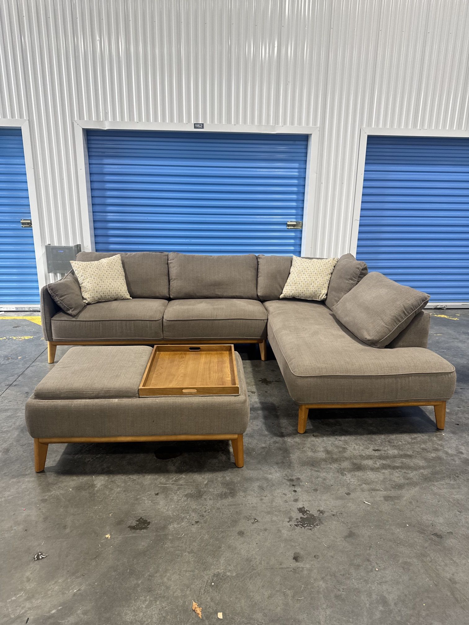 Large Macy’s Joline