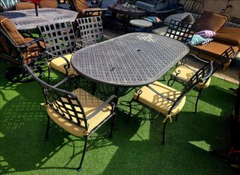 $1300 OW LEE 6 CHAIRS and BIG OVAL TABLE GREAT QUALITY