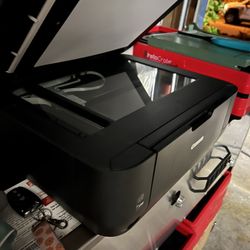 Printer.   3 In 1.   Printer, Fox, Scanner.