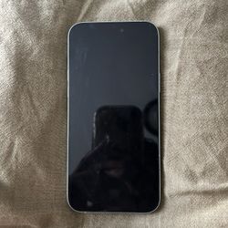 iPhone 15 128GB