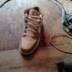 Jordans, Size 5 5Y Uk5 