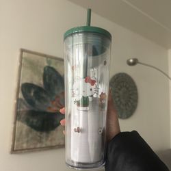 Hello kitty x Starbucks 2025 Collection