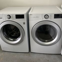 LG Direct Drive Washer & Dryer Set/ Pedestals Extra 