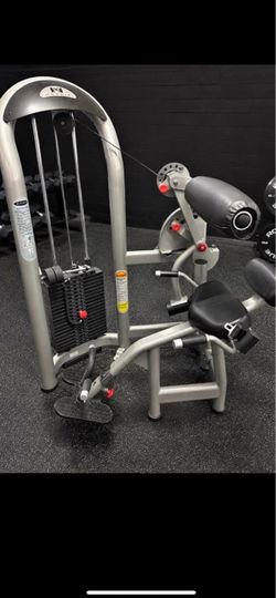 Back extension machine