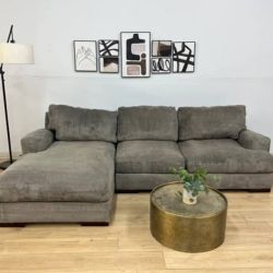 Ashley Gray 2-Piece Sectional Couch with Left Facing Lounge