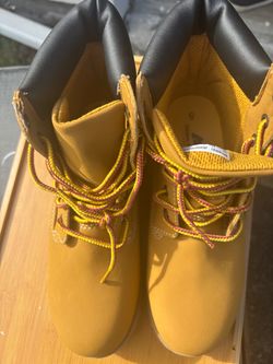 Yellow  fancy boots for  adults