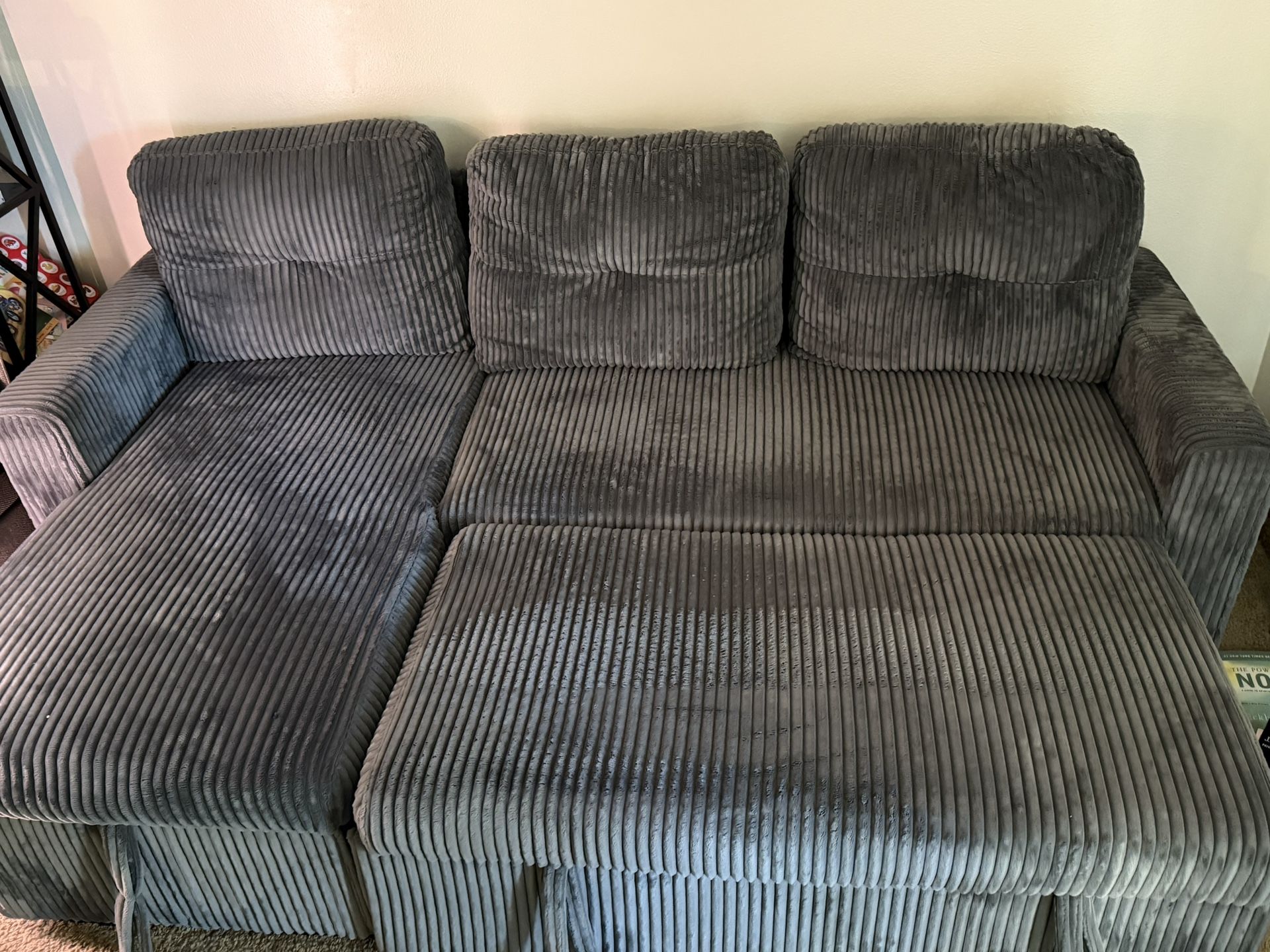 3 Seat Couch With Pull Out Cushion