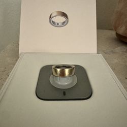 Oura Ring 4 Gold 