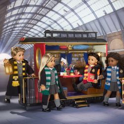 NEW🚂 Harry Potter Hogwarts Express Train by American Girl