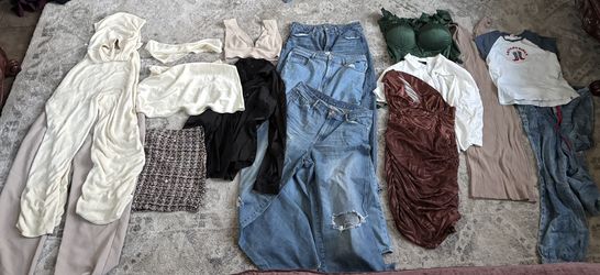 Express, Fashion Nova, Victoria Secret Bag Of Clothes Over 20 Pieces