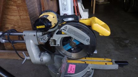 DEWALT double bevel sliding compound  miter saw