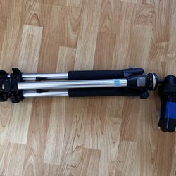 Manfrotto 190CL Tripod