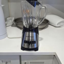 Hamilton Beach Blender Glass Pitcher Almost New
