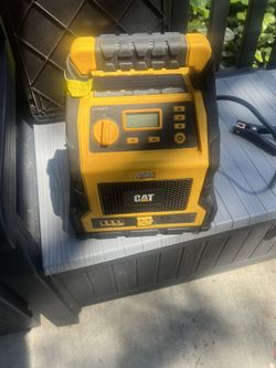 CAT Tire Inflator / Jump Start Power 